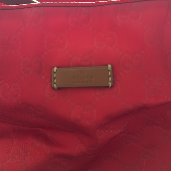 Authentic Gucci Purse - Picture 3 of 4